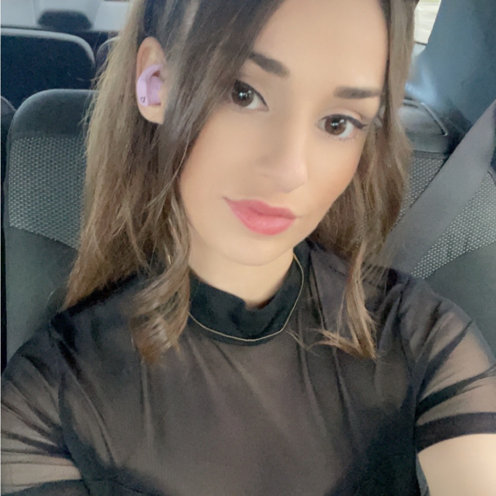 Meet your Posher, Sara